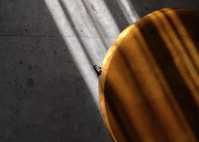 Neutron