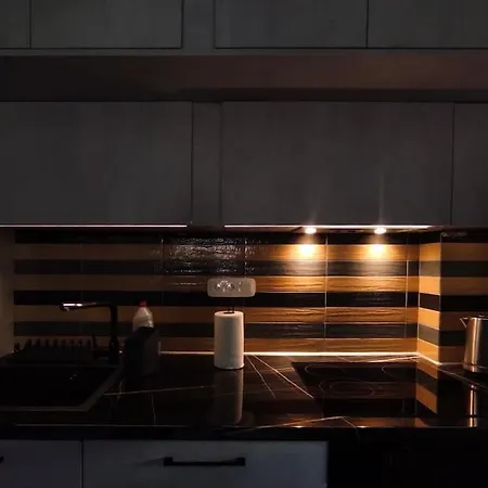 Neutron Апартаменты Кавала